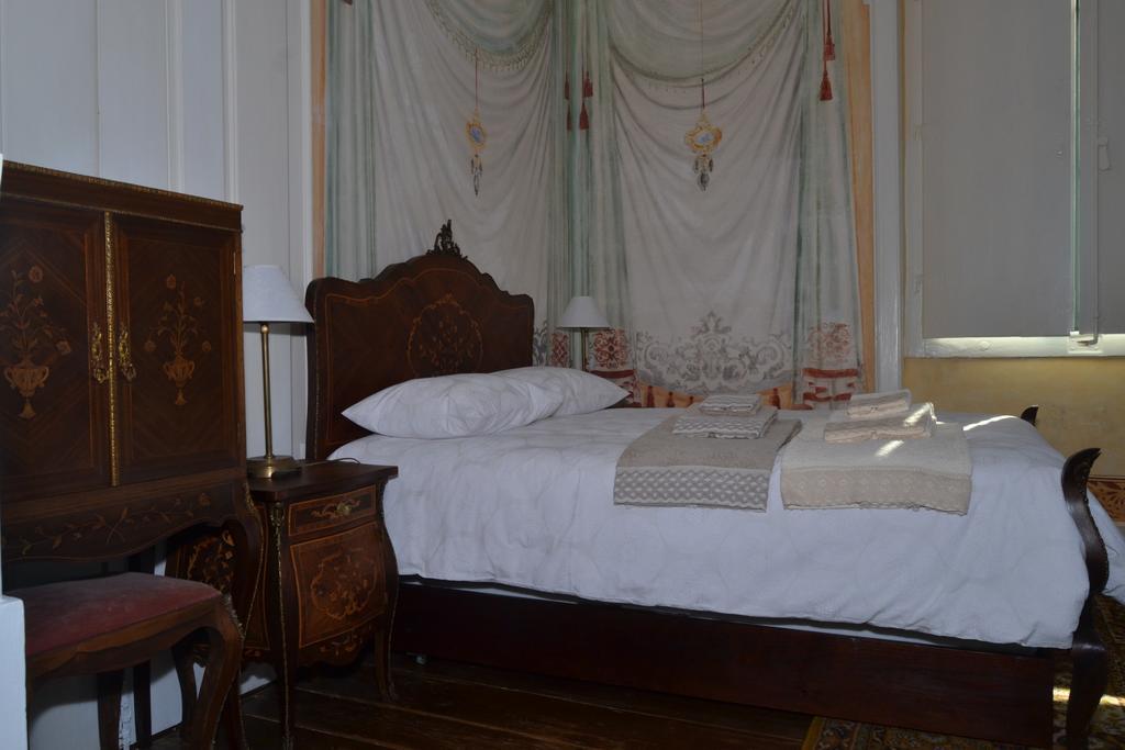Solar Romantico Anno 1850 Al Otel Torres Novas Oda fotoğraf